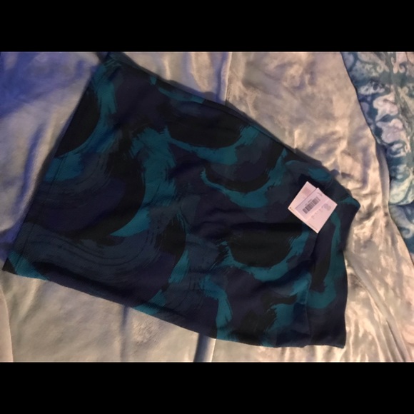 Xs lularoe cassie pencil skirt - Picture 2 of 4